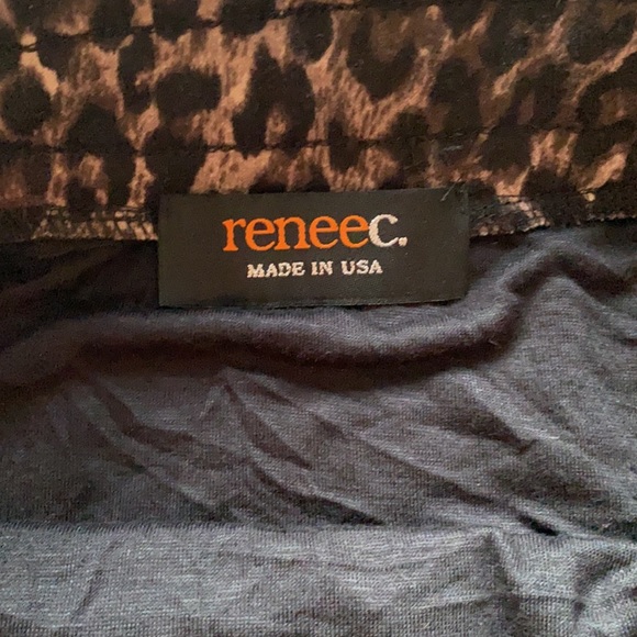 Renee C - Leopard Knit Short Skirt - Picture 3 of 3